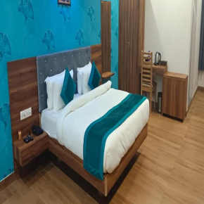 Hotel Golden Palm